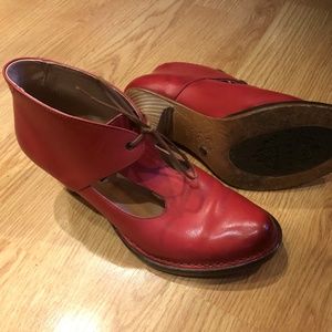 Neosens Rococo Tstrap